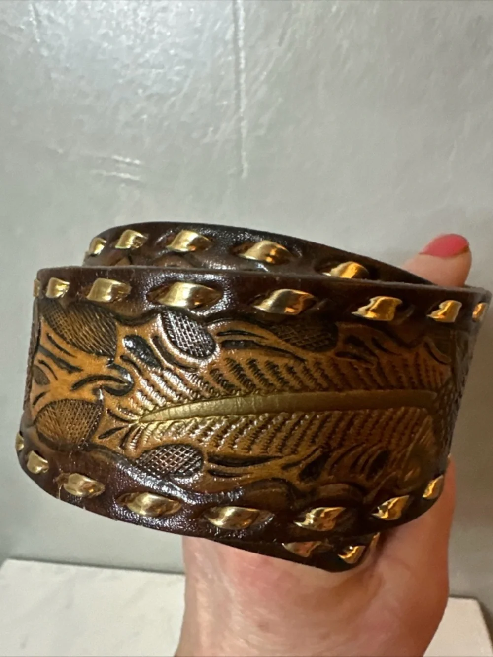 Vintage Tooled Leather Belt BROWN Embossed Name BELT DONNIE 32